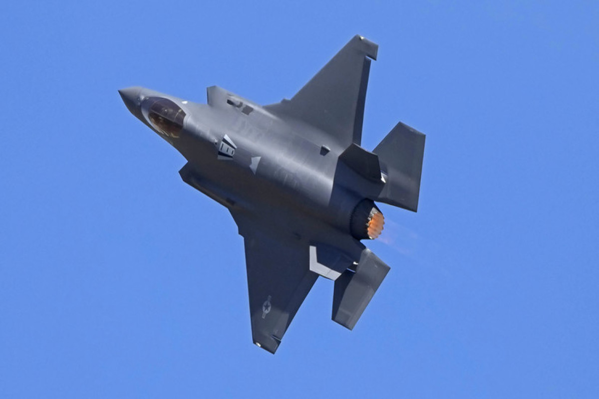 СМИ: Индия может столкнуться с проблемами при покупке F-35 из-за систем C-400