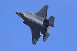 СМИ: Индия может столкнуться с проблемами при покупке F-35 из-за систем C-400