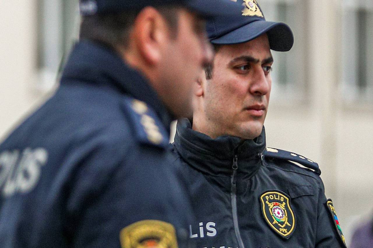 В Баку не бьют по паспорту: зачем Захаровой пугать своих граждан? - РЕАКЦИЯ  