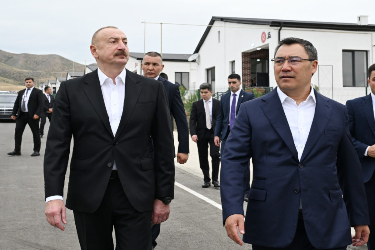 Алиев и Жапаров на церемонии открытия села Хыдырлы Агдамского района-ФОТО 