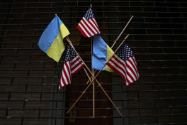 CBS News: США пересматривают поставки оружия не только для Украины