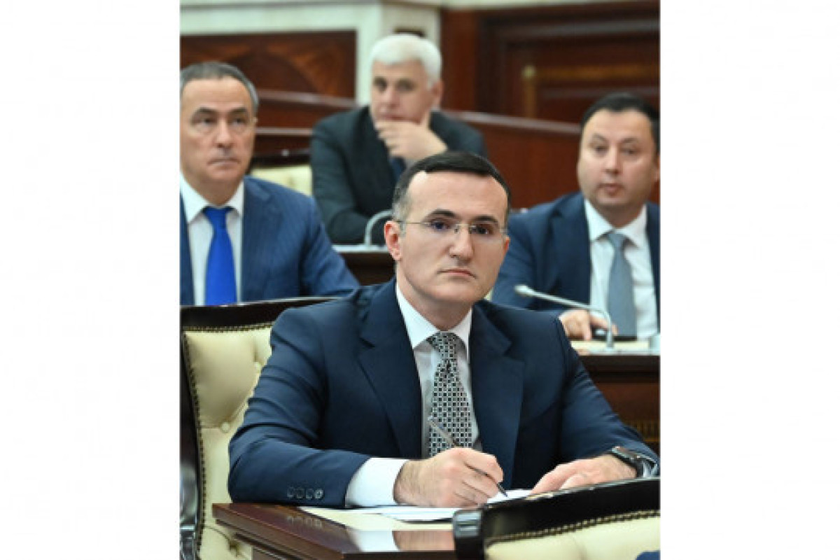 Милли Меджлис рассмотрел закон о частных судебных исполнителях