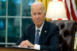 Байден заявил, что его просят вернуться в политику