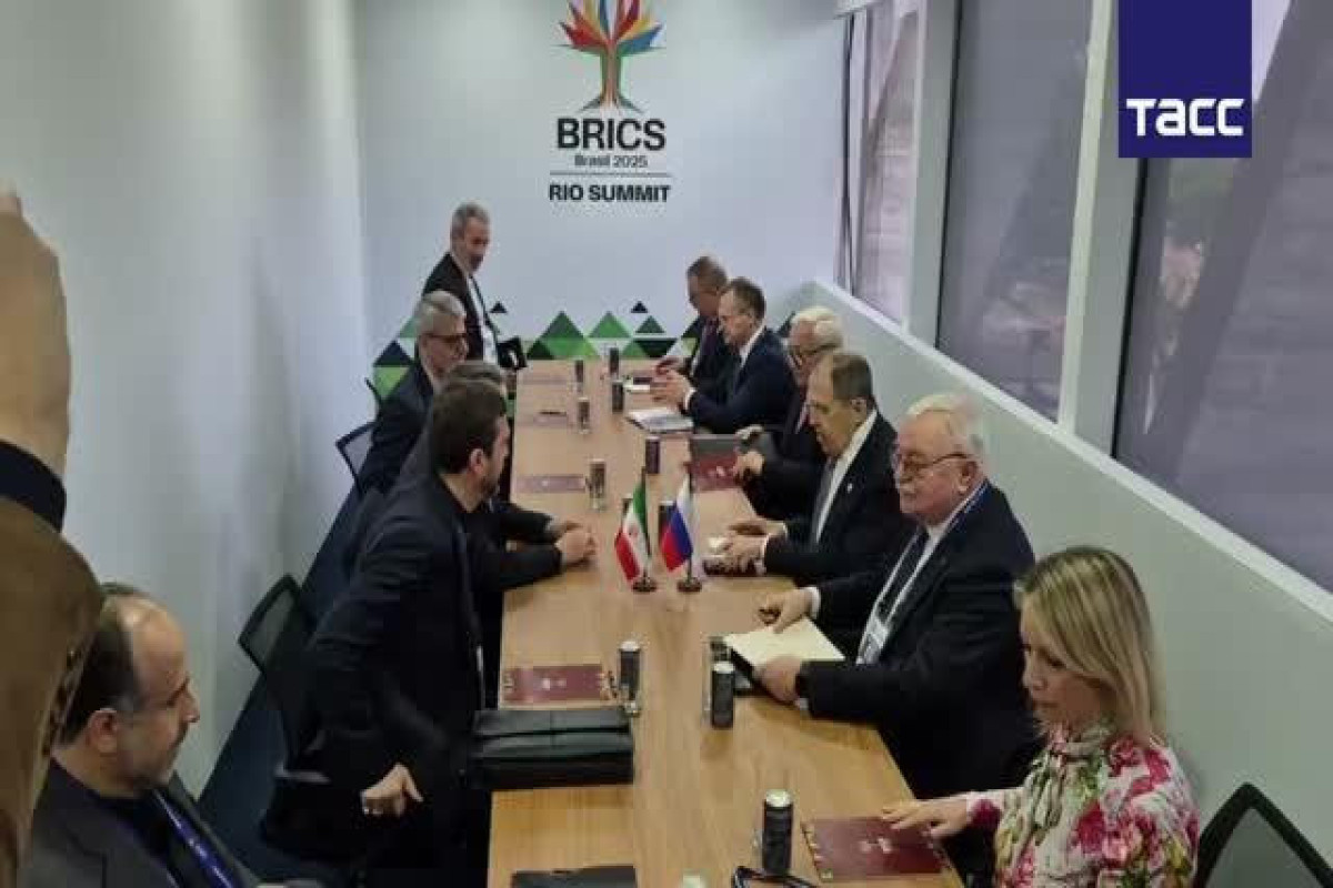Лавров встретился с главой МИД Ирана