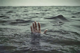 На поверхности воды в Абшеронском канале найдено тело мужчины