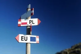 Брюссель разрешил Польше временно контролировать внутренние границы ЕС