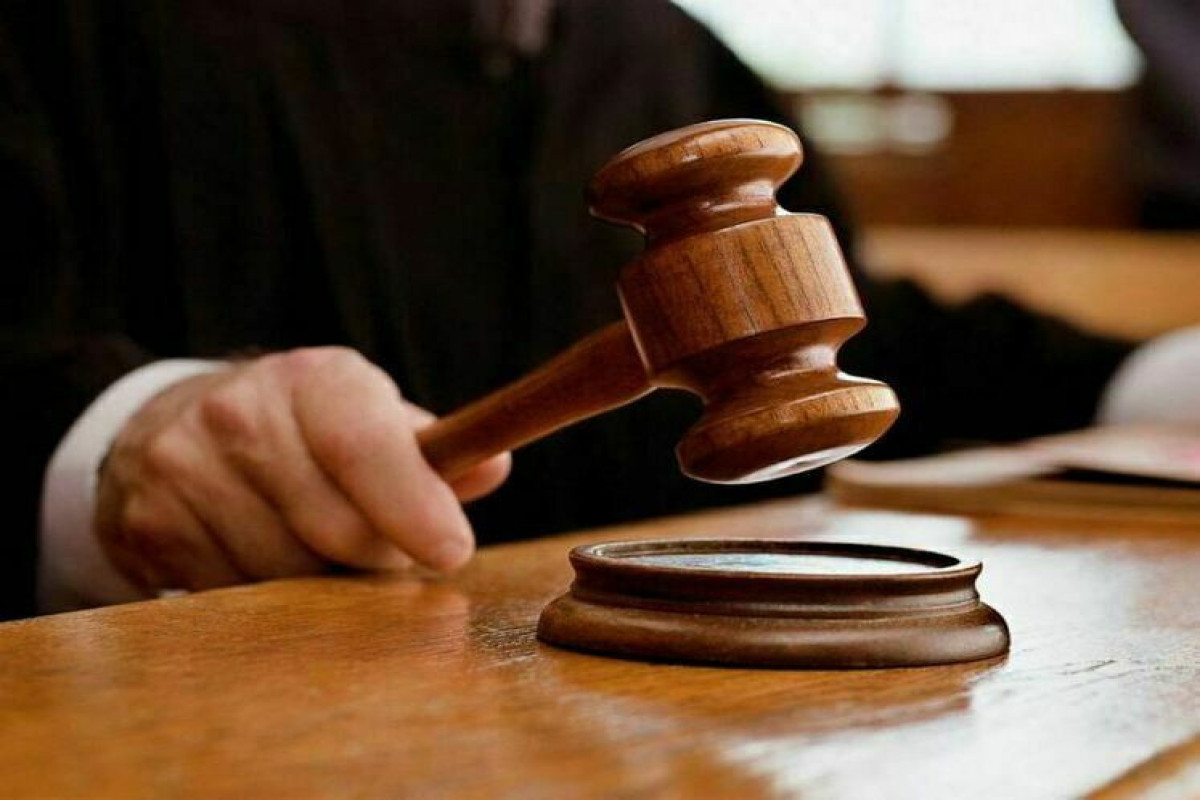 Суд Баку продлил срок содержания под стражей двум НПО-активистам