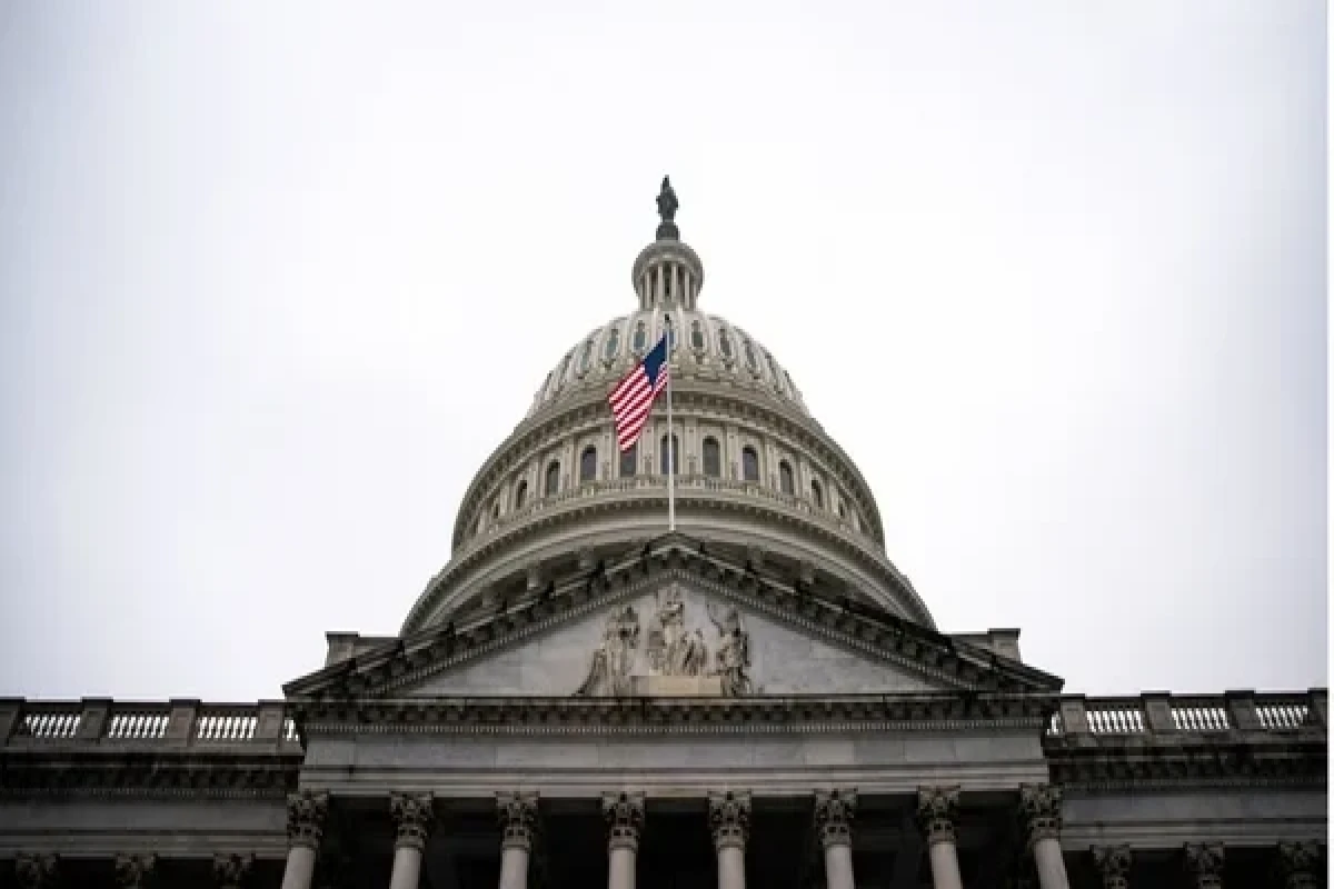 Сенат США одобрил военную помощь Украине на сумму 500 миллионов долларов