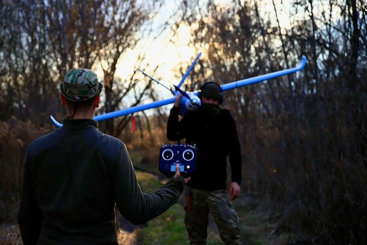 «Война дронов» заморозила линию фронта в Украине – WSJ