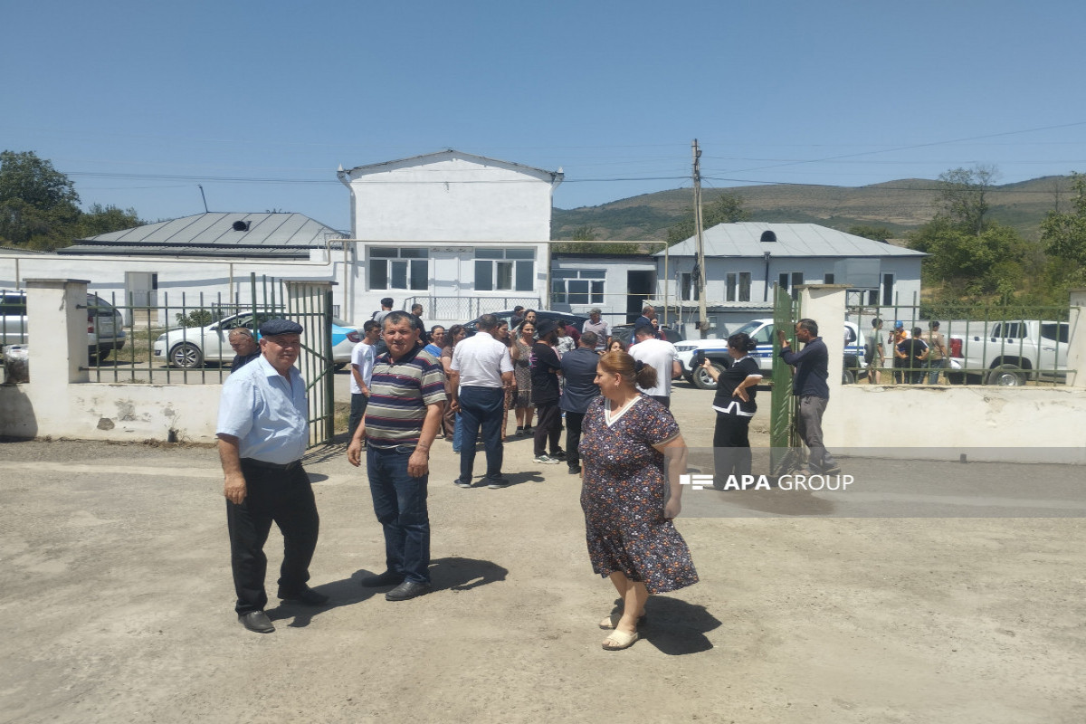 Еще одной группе переселенцев из Ходжалинского района вручены ключи от домов -ОБНОВЛЕНО