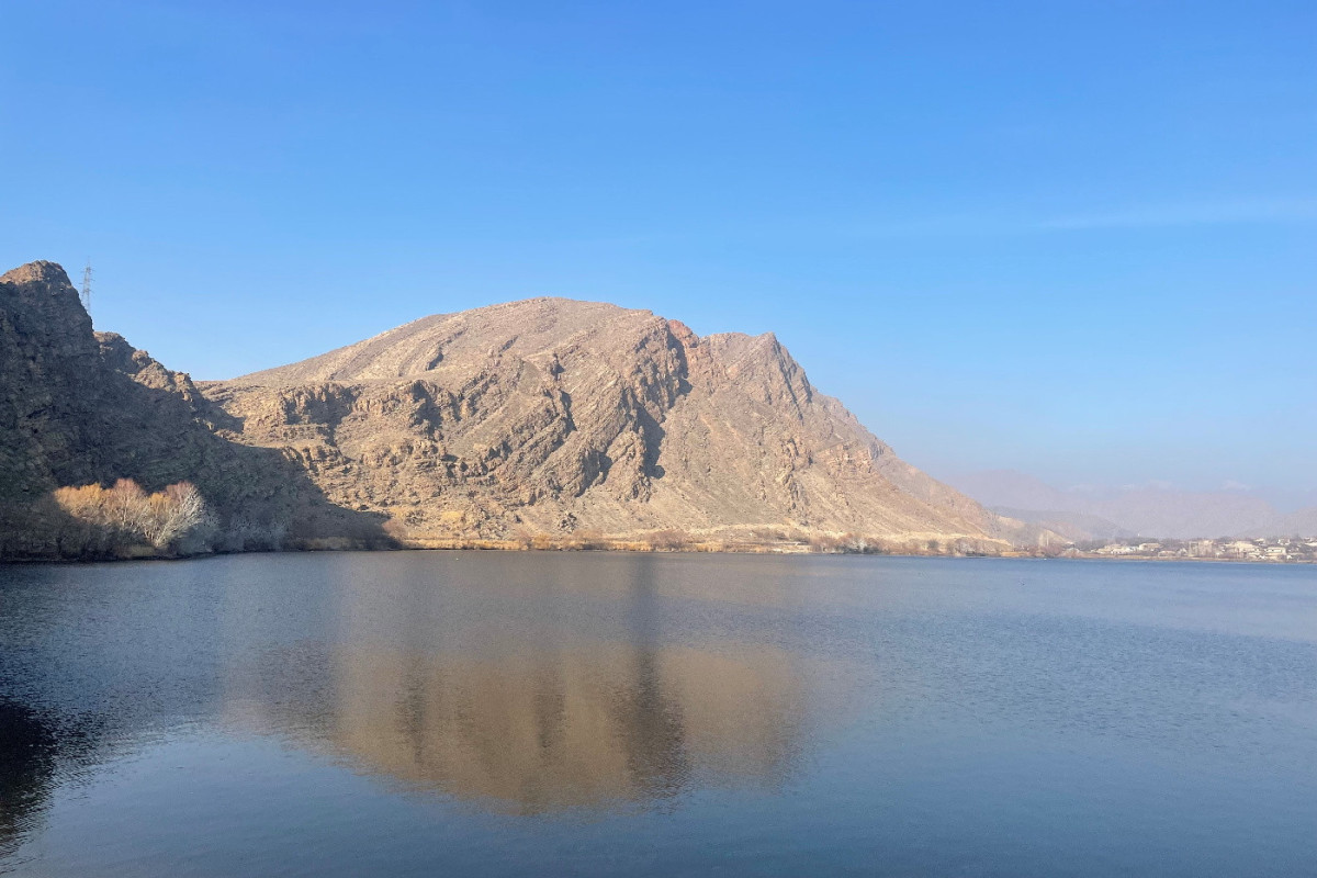 Критически низкий уровень воды зафиксирован в крупнейшем водохранилище Нахчывана