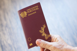 Парламент Португалии проголосовал за ужесточение миграционной политики