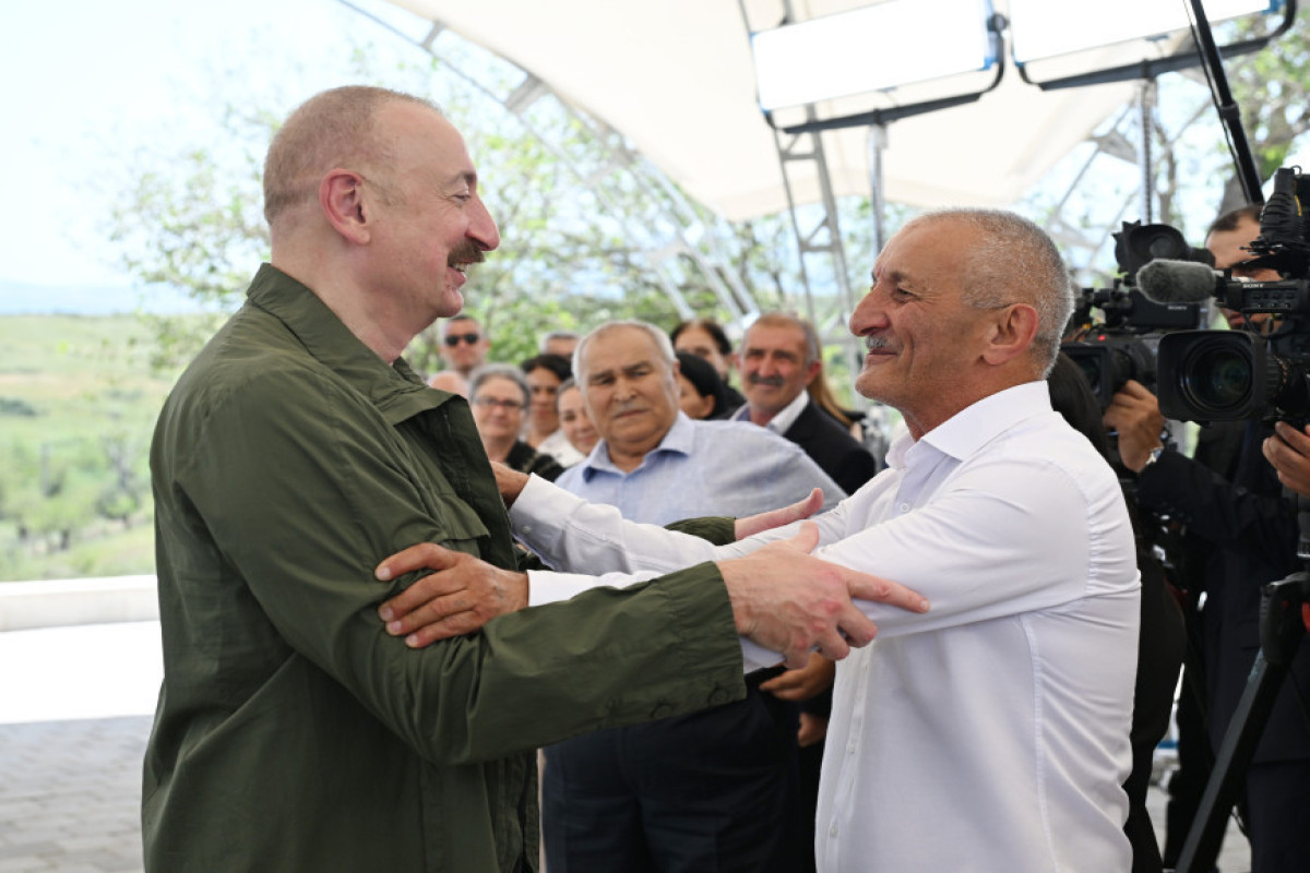 Президент Ильхам Алиев посетил село Ханйурду и встретился с жителями-ФОТО 