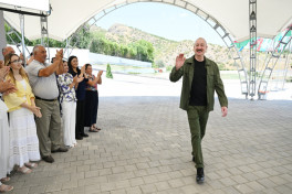 Президент Азербайджана: Никто больше не сможет заставить нас покинуть эти места