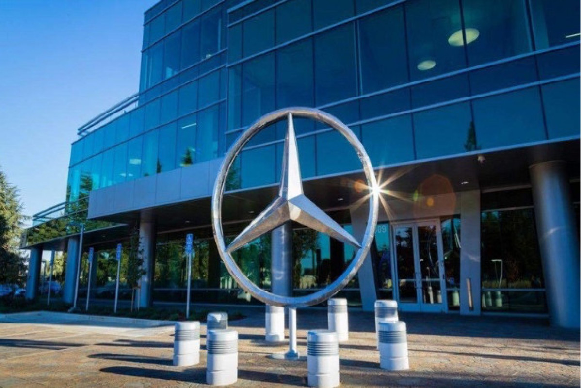 "Mercedes" отзывает 223 тысячи автомобилей из-за технической неисправности