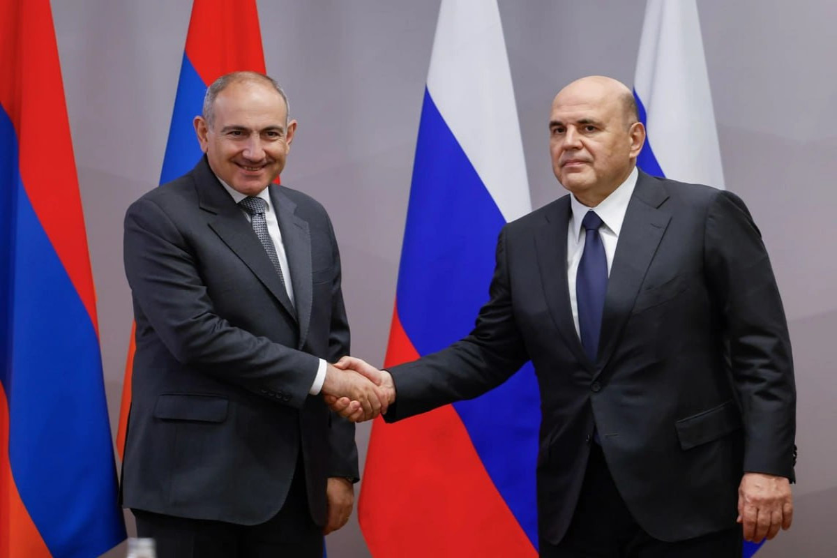 Пашинян заявил Мишустину, что Армения остается в ЕАЭС