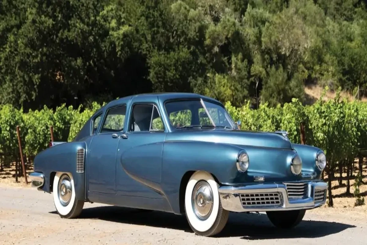 Режиссер «Крестного отца» продает уникальный Tucker 48 за $2 млн