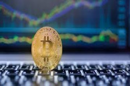 Биткойн близок к рекорду: рынки замерли в ожидании тарифных решений США