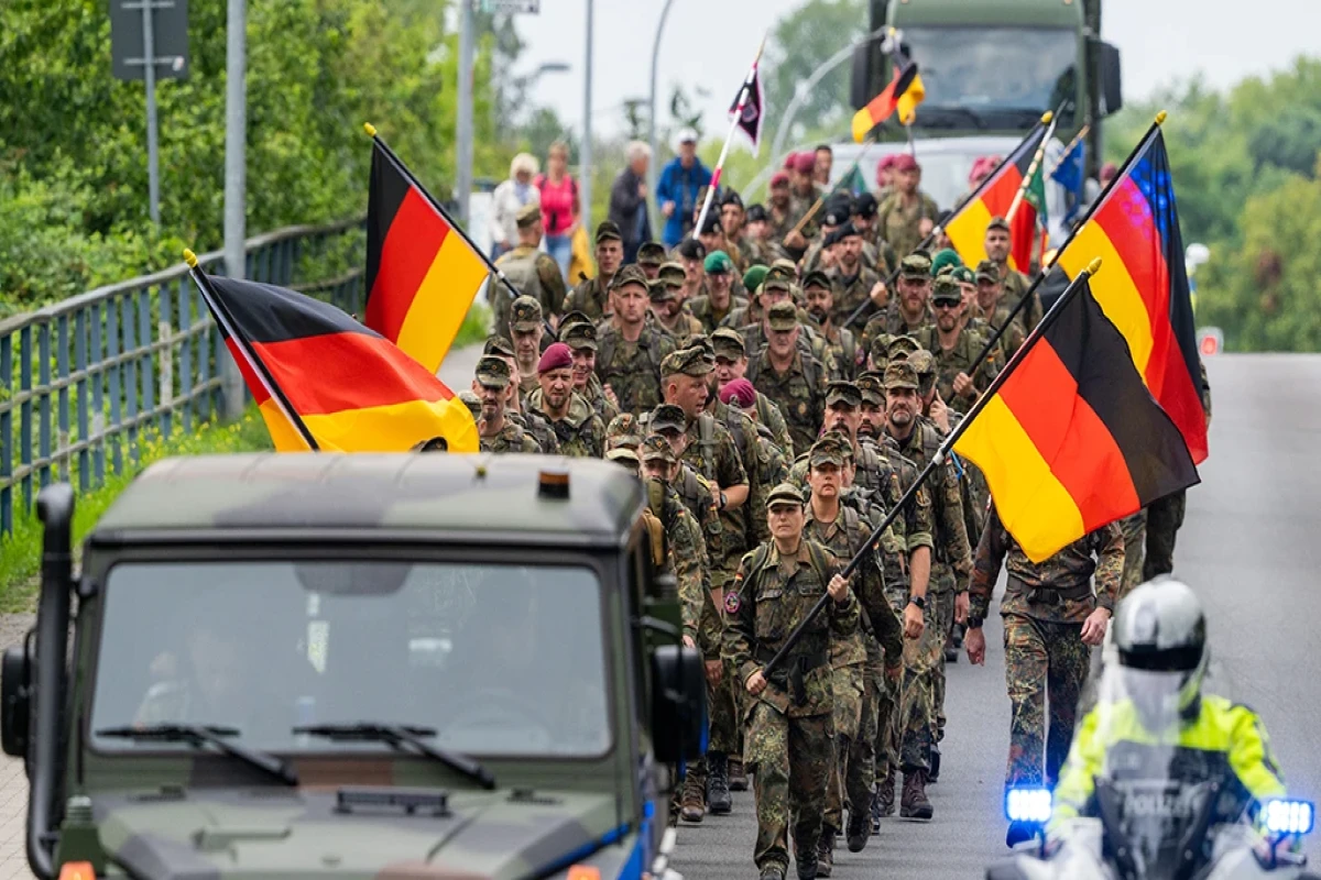 Германия готовится потратить миллиарды евро на военную технику