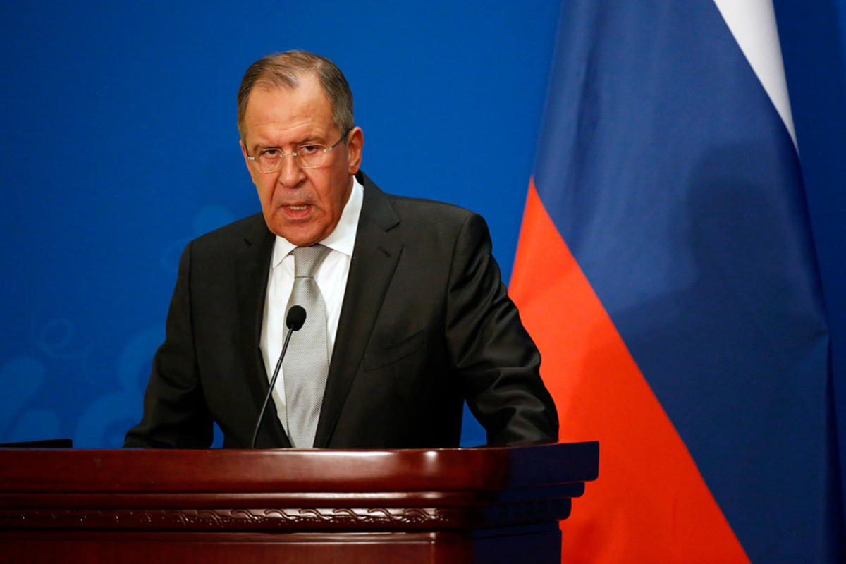 Лавров обвинил Запад в попытках сдержать развитие России