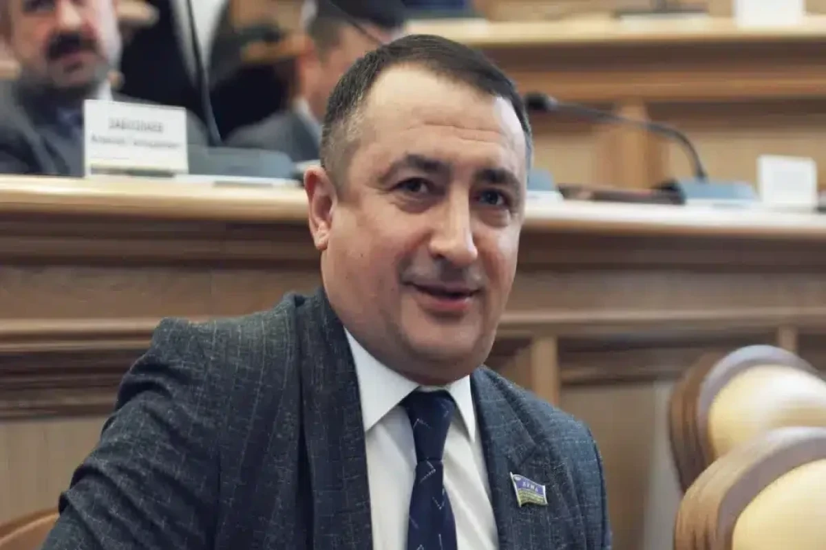 В России азербайджанца лишили депутатского кресла за слова о «родине узбеков»