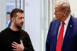 СМИ: Зеленский планирует встретиться с Трампом