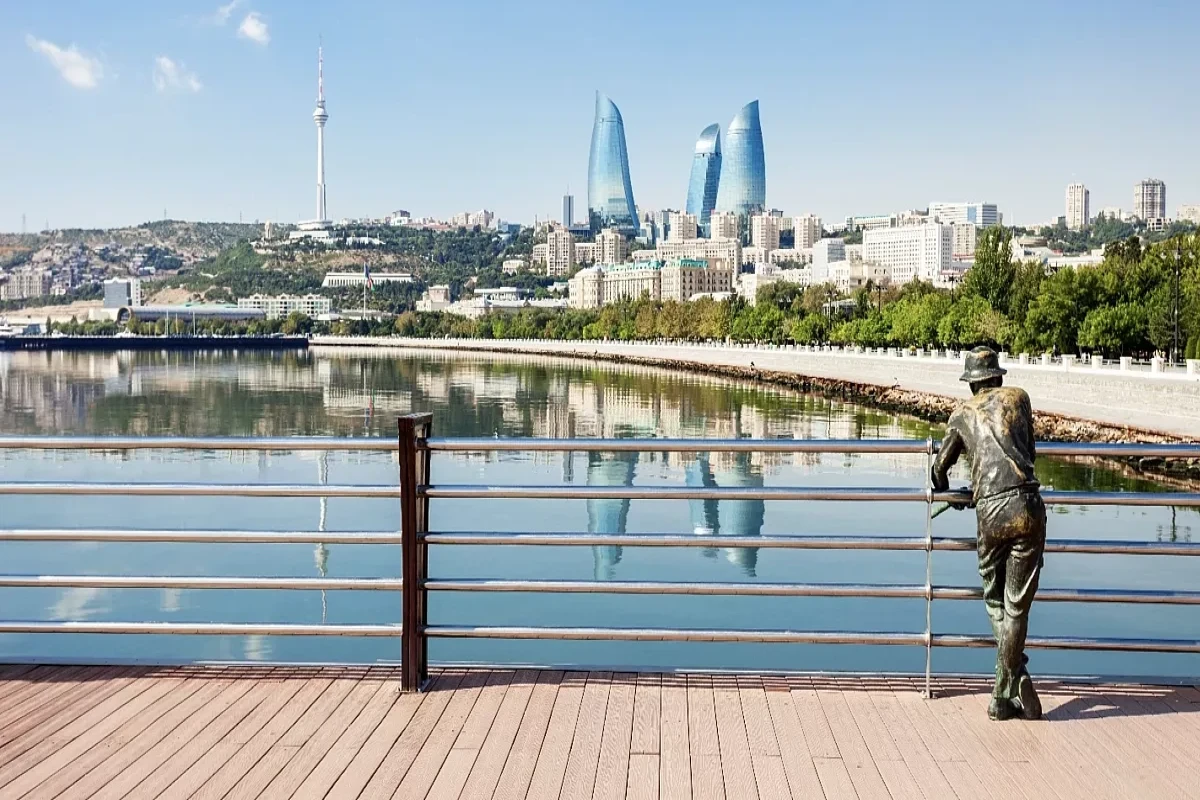 Во вторник в Баку 32 градуса тепла, юго-восточный ветер