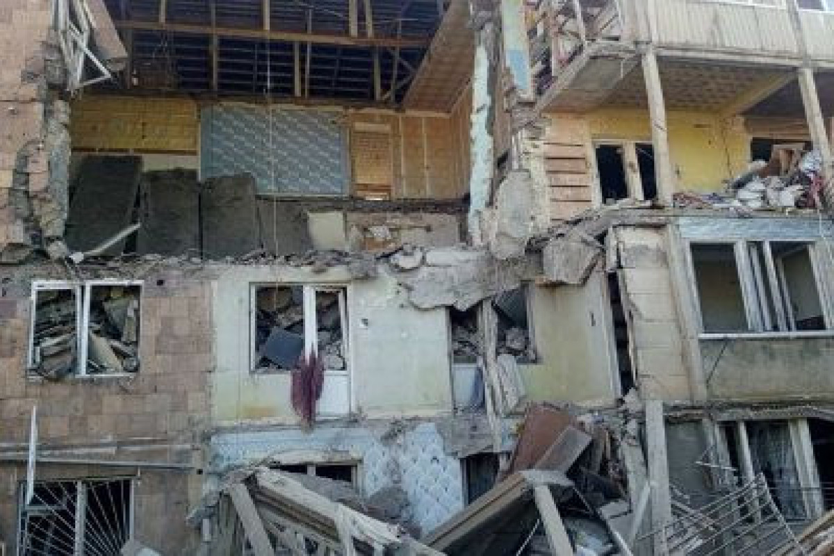 В Армении трое человек погибли в результате взрыва в жилом доме