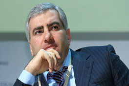 В Forbes посчитали деньги Карапетяна: половина бюджета Армении 