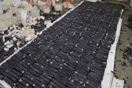 Грузинская таможня задержала грузовик из Армении с 300 кг героина