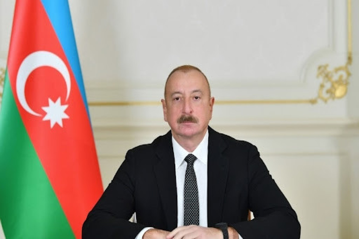 Адама Барроу направил поздравление президенту Азербайджана