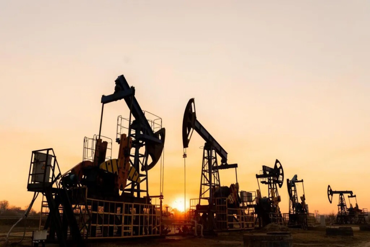 Нефть марки "Azeri Light" подорожала на мировых рынках