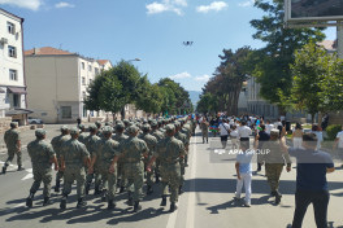 Военный парад в Ханкенди прошел под «Марш Победы» -ФОТО 