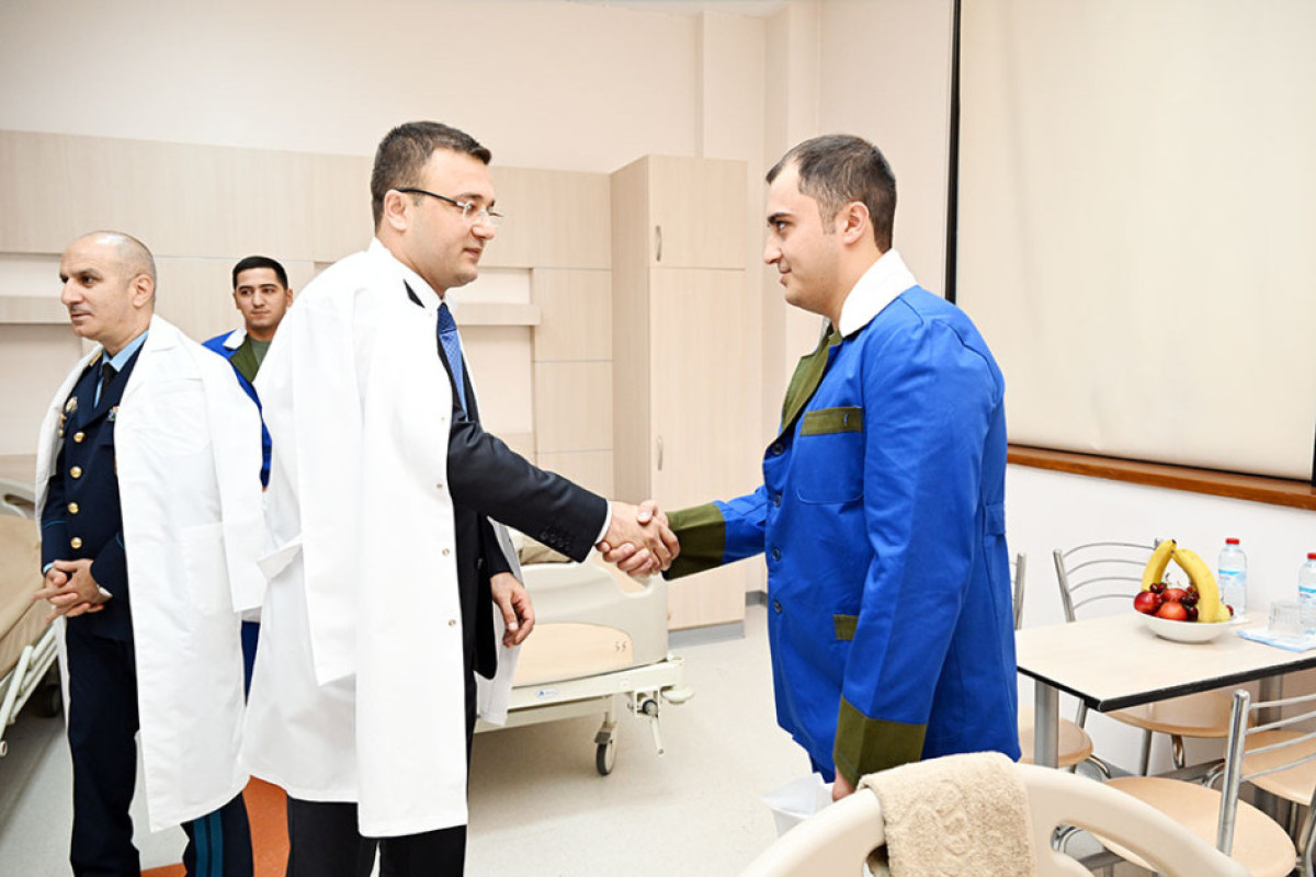 Закир Гасанов посетил Главный клинический госпиталь в Баку-ФОТО 