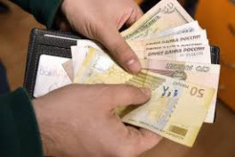 Объем срочных переводов в банки Азербайджана сократился на 14,7%