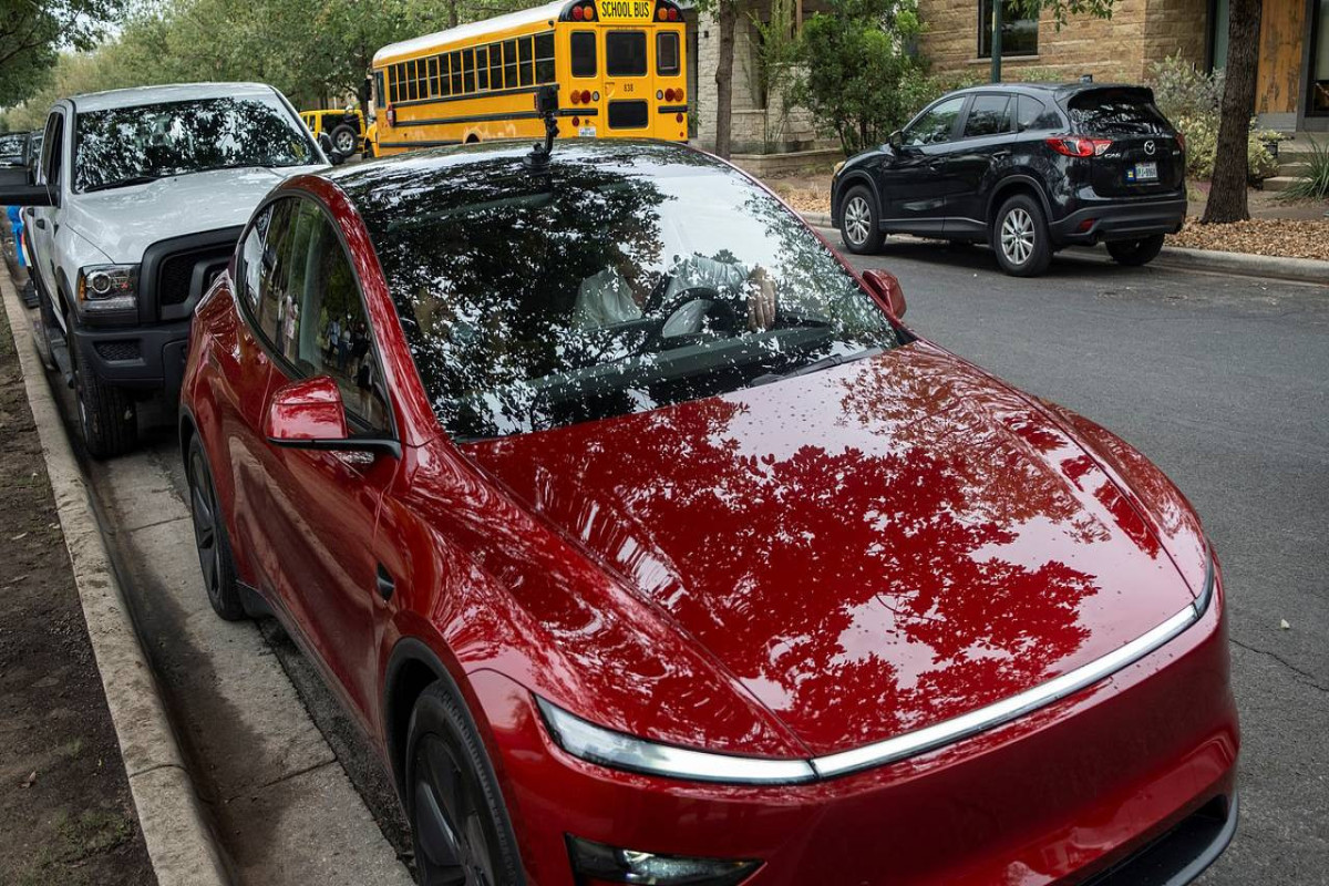 Маск: Tesla впервые сама доехала до покупателя на день раньше срока