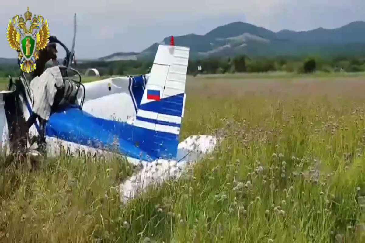 В России потерпел крушение самолет, погиб пилот-ВИДЕО