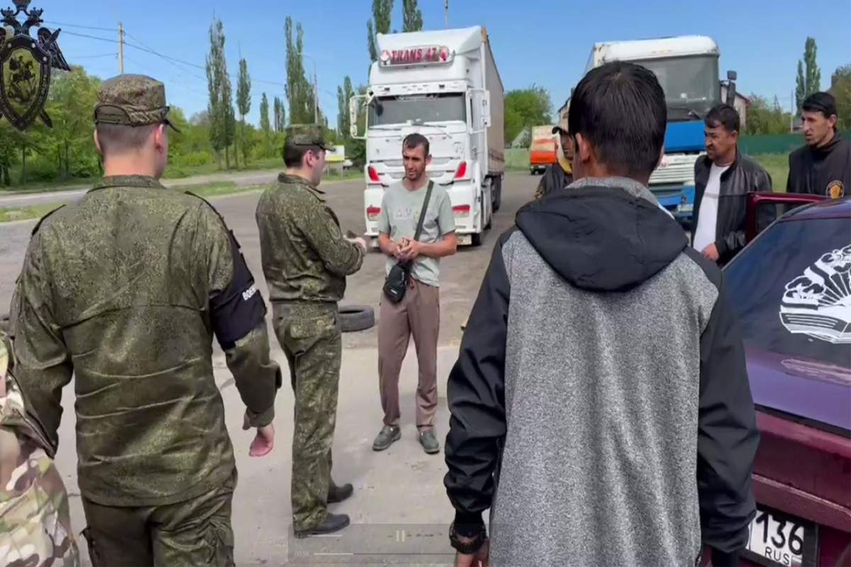Российские СМИ пишут о масштабных рейдах в Воронеже: задержаны азербайджанцы -ВИДЕО