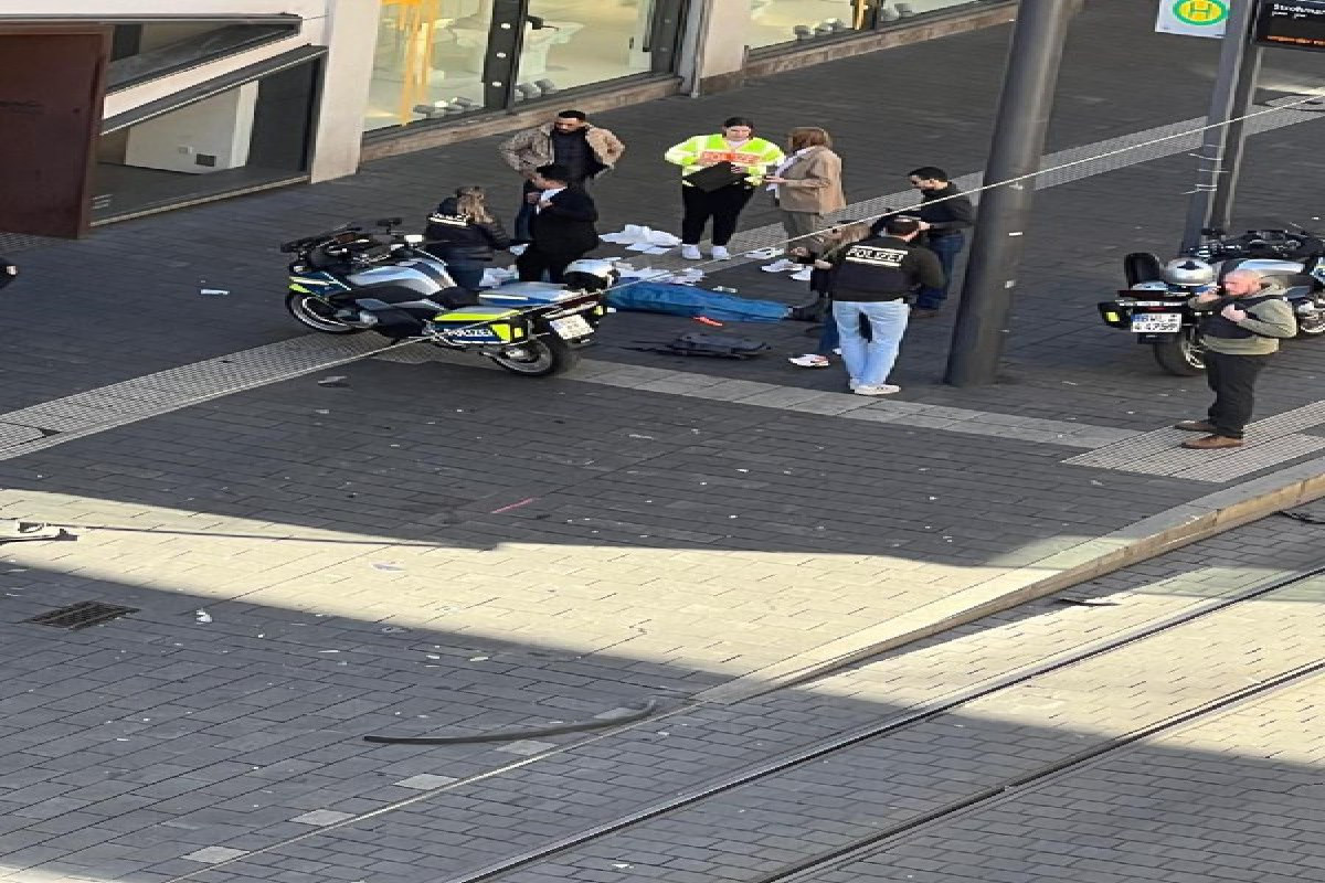 В центре Мангейма водитель протаранил толпу, есть погибшие