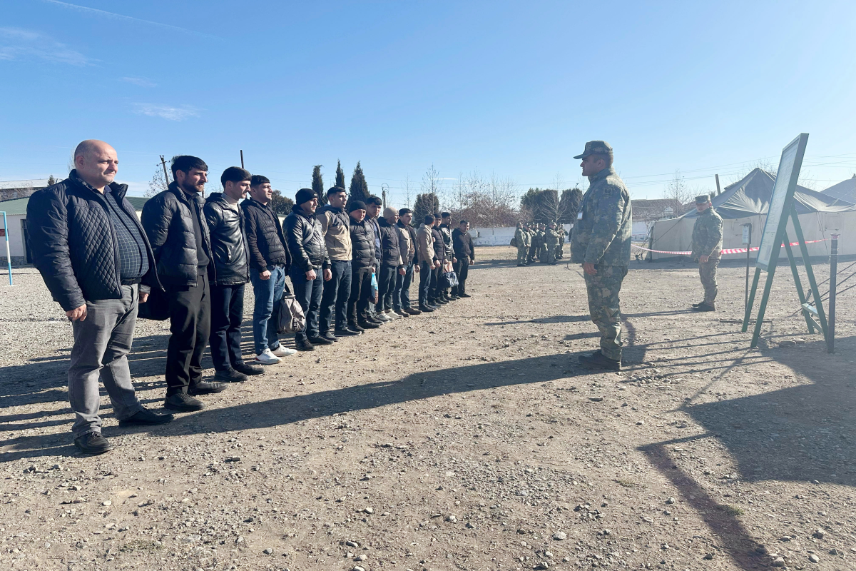 В Азербайджане начались очередные учебные сборы военнообязанных
-ФОТО 