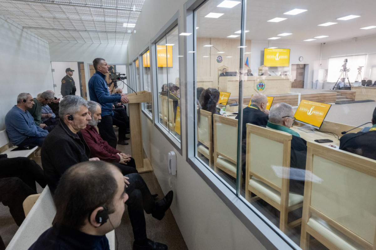 Высокие звания в незаконном режиме присваивало военно-политическое руководство Армении