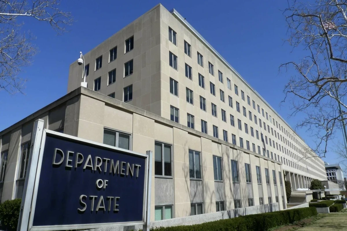 Госдеп: США сохраняют возможность введения новых санкций против России
