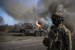 Украина нанесла удар по базе беспилотников в Курске, около 20 российских военных погибли
