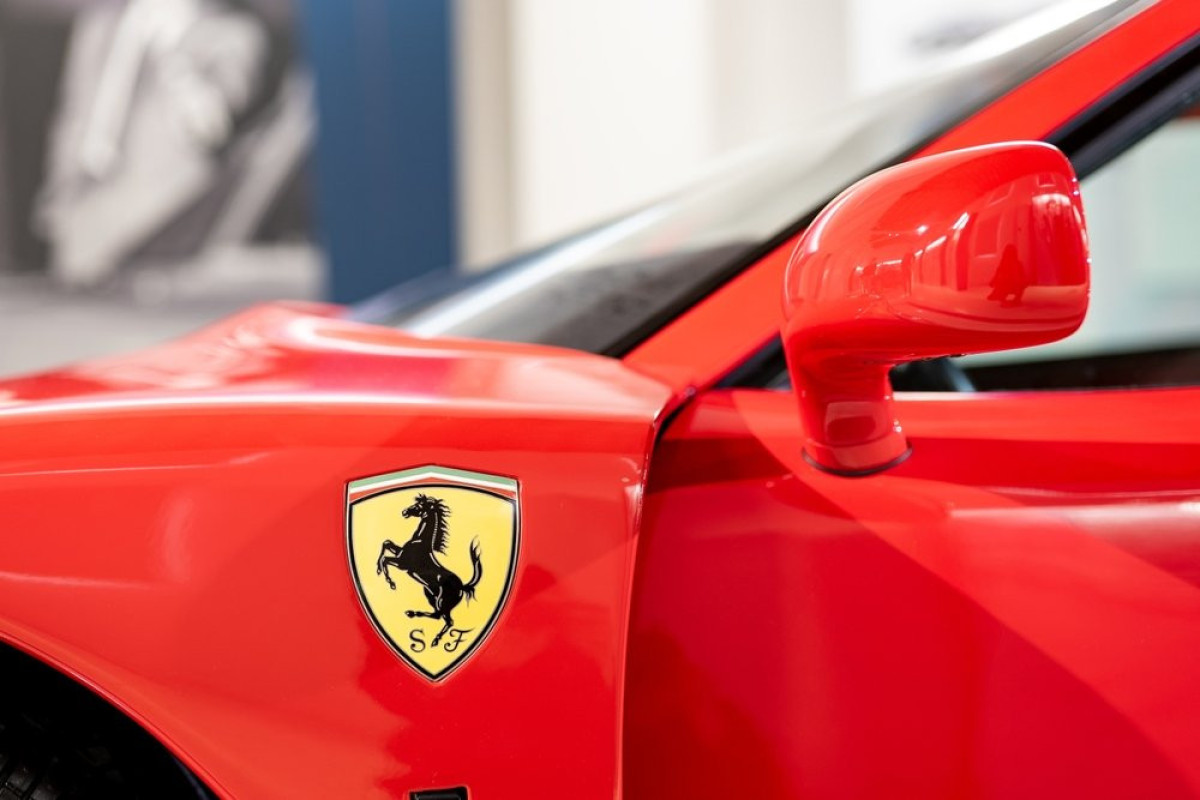 Чистая прибыль Ferrari выросла до 412 млн евро