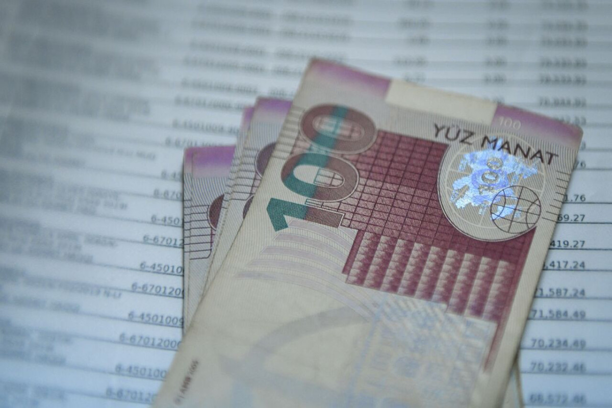 Политические партии Азербайджана просят отменить барьер на получение финансирования