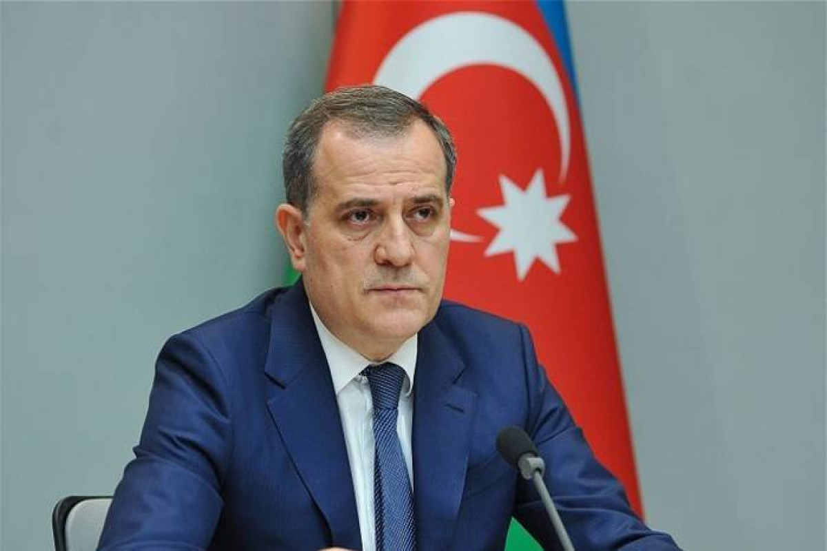 Джейхун Байрамов отправился с визитом в Ирак