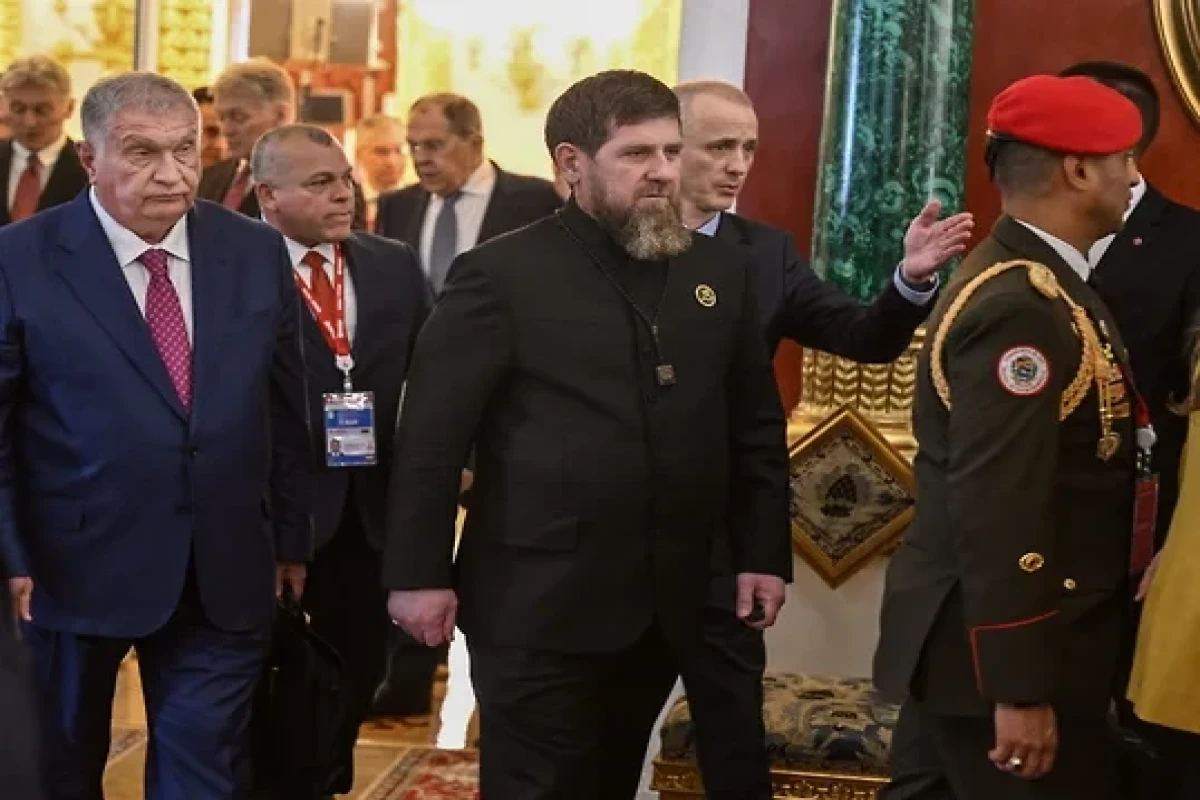 Путин не принял отставку Кадырова: глава Чечни вынужден задержаться на посту