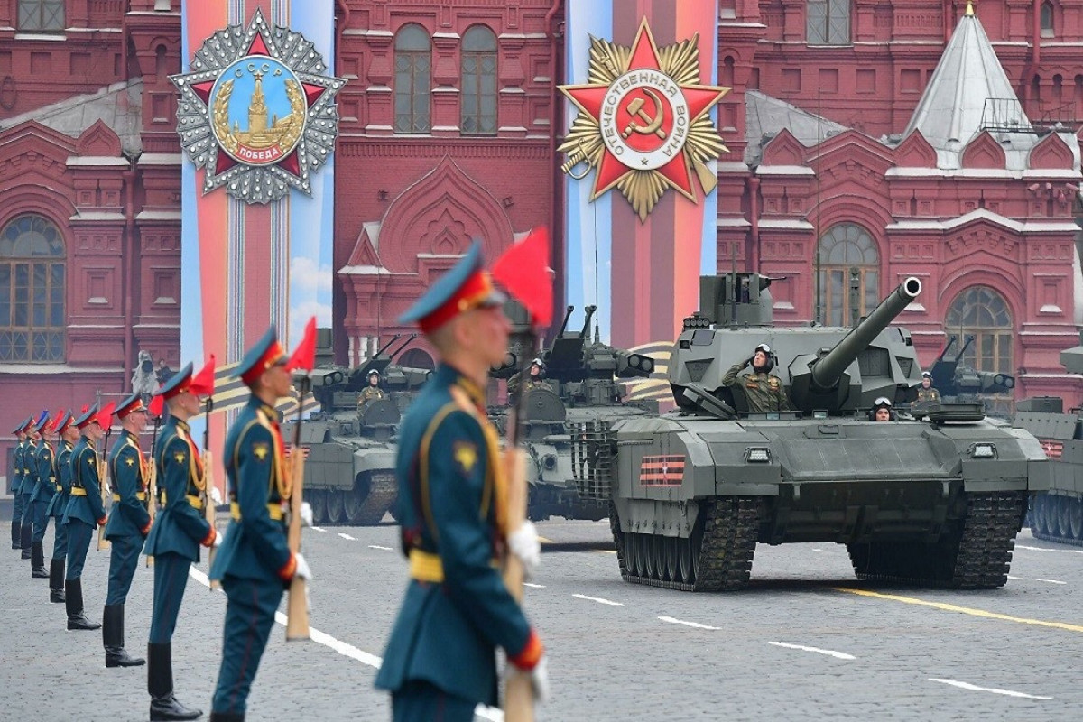Лифты, купюры, камуфляж: в Москве ожидаются усиленные меры 9 мая
