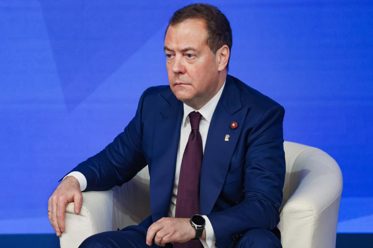 Дмитрий Медведев