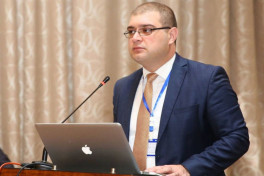 Ахмед Алили: Отказ от Парада — дипломатический месседж Азербайджана Кремлю - КОММЕНТАРИЙ  